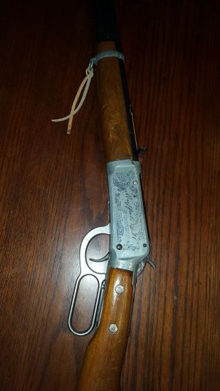 Vintage Daisy Buffalo Bill Scout 30 30 BB Gun Rifle Fires Well 3