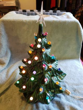17 " Vintage Atlantic Mold 1975 Ceramic Lighted Christmas Tree - 45 Lights,  Star