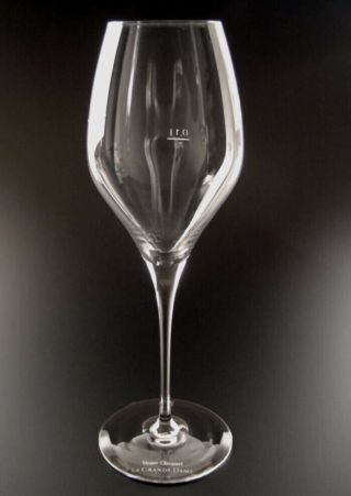 Veuve Clicquot Crystal La Grande Dame Glass