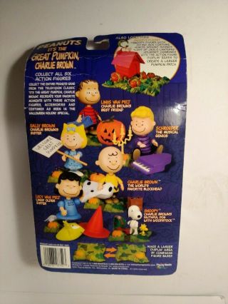 NIB Lucy Van Pelt Action Figure - Peanuts It’s the Great Pumpkin Charlie Brown 2