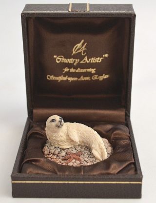 Country Artists Hand Crafted & Painted Miniature Seal With Starfish - S Langford