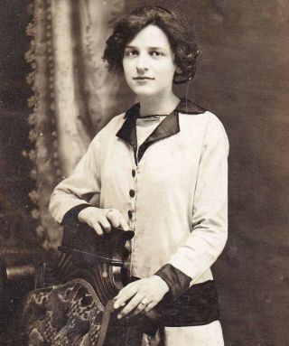 Winsome Young Woman W/ Shy Smile - Vintage 1910s Photo Portrait - Rppc