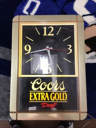 Coors Extra Gold Draft Lighted Clock Does Work