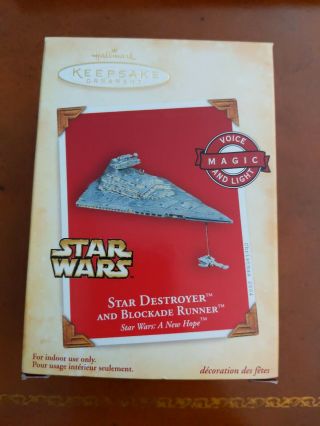 2004 Hallmark Star Wars " Star Destroyer & Blockade Runner " Magic Ornament