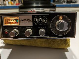 Vintage Midland Model 13 - 8820c 23 Ch CB Radio 2
