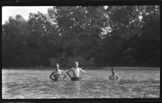 Photo Stock Vintage B&w Negative 1900 - 20 Men Swimming In River,  Funny Picture