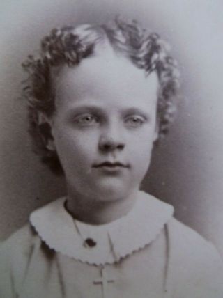 Cdv Cute Little Culy Haired Girl 1877 Heart Brooch Cross Necklace Boston