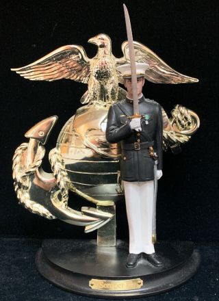 A Marine Salute Military Figurine Bradford Exchange Semper Fi Statue (vv)
