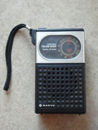 Sanyo Rp 5050 Am/fm Portable Transistor Radio Vintage Model 3 " X5.  5 "