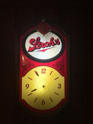 Vintage Stroh’s Signature Beer Light Up Illuminated Clock Bar Sign