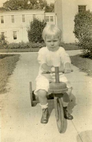 Vt769 Vtg Photo Child On Scooter Tricycle C Early 1900 