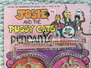 Vintage Josie and the Pussycats TV Cartoon Pendants Necklace NIP Hanna Barbera 2