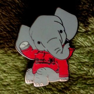 Busch Gardens Tampa Rare Vintage Elephant Pin