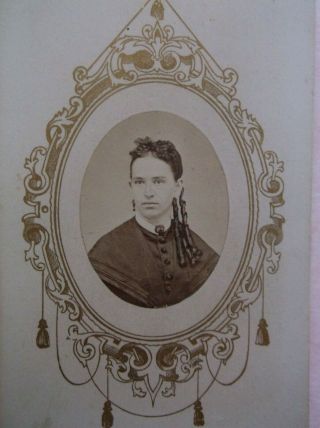 Civil War Era Cdv Lovely Woman Long Bottle Curls Brooch Earrings Fancy Border