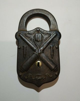 old YALE Navy militaria logo story book padlock lock. 3