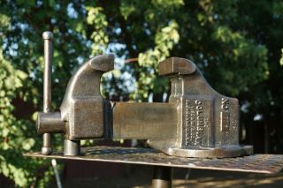 Vintage Columbian 3  Jaw Machinist Bench Vise No.  503,  Cleveland,  Oh.  Usa,  20 Lbs