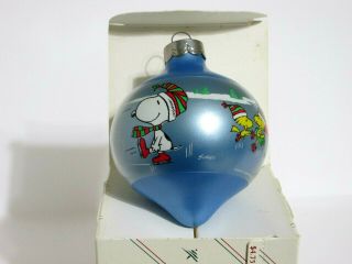 Snoopy Peanuts Charlie Brown Hallmark Christmas Vintage Glass Ball Ornament 1986