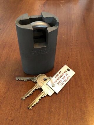 Sargent And Greenleaf 831b M - 1 High Security Padlock With The 3 Keys