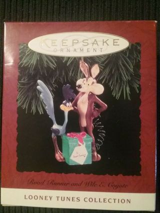 1994 Road Runner And Wile E Coyote Hallmark Keepsake Ornament - Looney Tunes