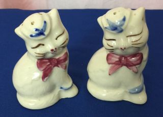 Vintage Shawnee Puss N Boots Cat Salt And Pepper Shakers