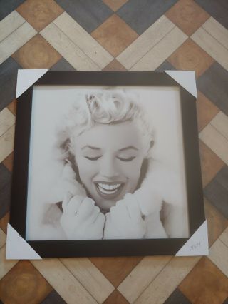 Marilyn Monroe 14x14 Framed Picture Poster (black Frame)