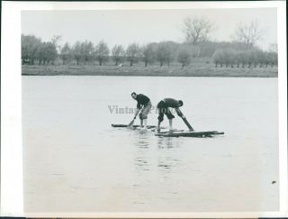 1945 Press Photo Ww2 Germany Paddle Elbe River Soviet Forces Wehrmacht 6x8