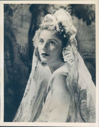 1944 Press Photo Portrait Gertrude Gretsch Ny Wedding Astor Bride Beauty 6x8
