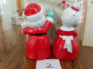 Vintage Japan Christmas Santa & Mrs.  Claus Ceramic Salt & Pepper Shakers w/ Box 3