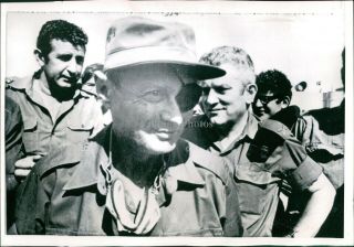 1973 Press Photo Politics Moshe Dayan Israel Defense Minister Tel Aviv 7x9