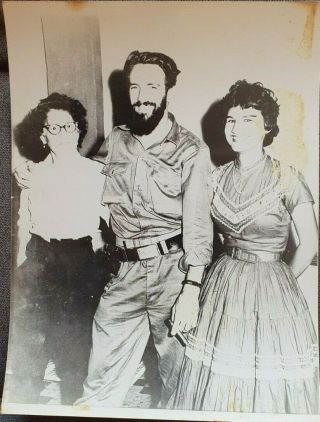 1959 Photo Cuban Revolution Cmdte Camilo Cienfuegos & Family