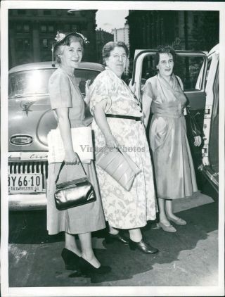 1951 Press Photo Politics Betty Gannett Elizabeth Gurley Flynn Bachrach 7x9