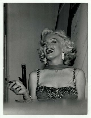 Press Photo Marilyn Monroe At The St.  Jude Hospital,  1953
