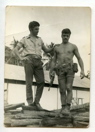 18 Vintage Photo Shirtless Affectionate Soldier Boys Men Gun Bulge Snapshot Gay