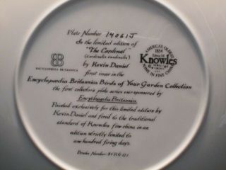 KNOWLES Decorative Bird Art Plate - The Cardinal - Kevin Daniel 2