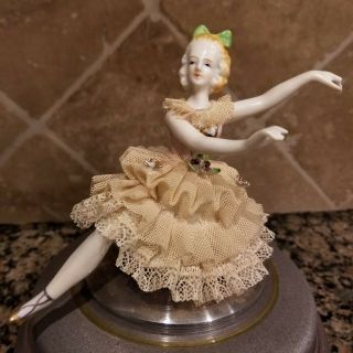 Vntg Aluminum Powder Puff Music Box with Dresden Porcelain Doll and Glass Insert 2