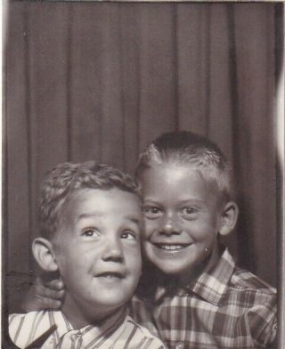 Vintage Photo Booth: Adorable Young Boys/brothers,  Hand On Neck,  Eyes Upward