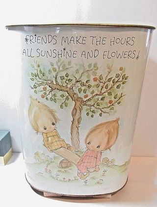 Tin Garbage Trash Paper Can Betsey Clark Chein Co Made In The Usa 1974 Hallmark