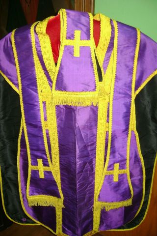 purple/ Black Roman Chasuble,  vestment,  chalice,  monstrance,  reliquary 3