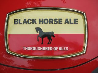 OLD BEER SIGN: BLACK HORSE ALE 