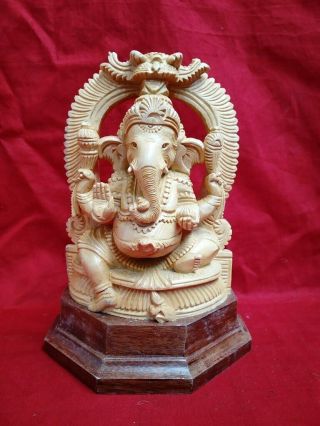 Ganesha Cedar Wood Sculpture Hindu God Ganesh Statue Yali Prabha Murti Figurine