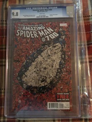 The Spider - Man 700 2013 Cgc 9.  8 Death Of Peter Parker