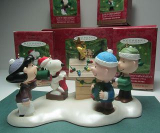 Hallmark Peanuts 50th Anniversary - A Snoopy Christmas 5 Pc Ornament Set 2000