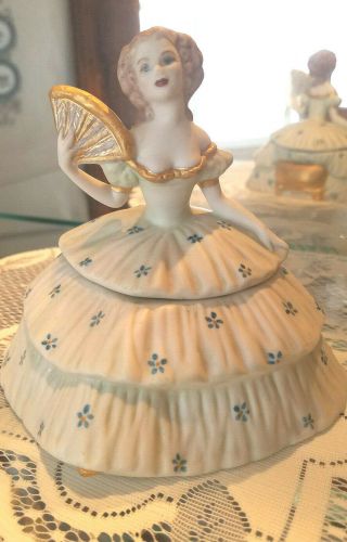 Vintage Fine Porcelain Lady Covered Dish.  Trinket Jewelry.  Exc.  Cond.  5.  5 " X5.  5 ".