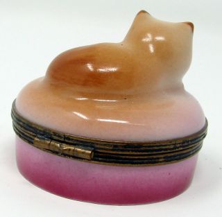 Limoges Castel Trinket Box Hinged Cat on a pillow Claspped 2x2 