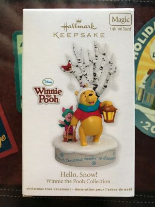 2011 Hello Snow Hallmark Ornament Winnie The Pooh Piglet Music Magic