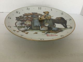 Norman Rockwell Porcelain Wall Collector Plate Clock Salesman Horse Carriage 3