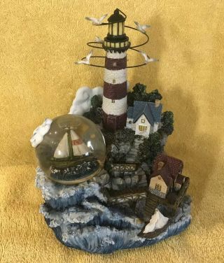 Sankyo Lighthouse / Snow Globe Decorative Music Player - " Wind Beneath My Wings "