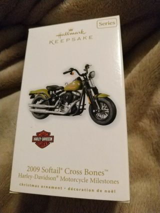 Hallmark 2009 Softail Cross Bones Harley - Davidson Motorcycle Milestones 12 2010