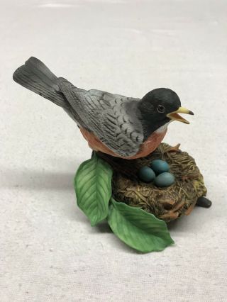 Lenox American Robin 1989 Porcelain Bird Figurine