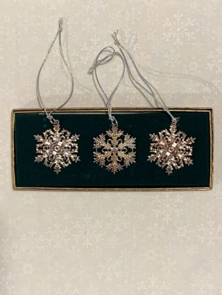 Metropolitan Museum Of Art Mma Miniature Snowflake Christmas Ornaments,  Set Of 3
